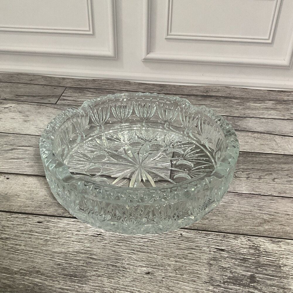 Clear Cut Glass Starburst Pattern Round Serving Bowl, Clear Glass